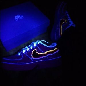 Meet your Posher, Jonny